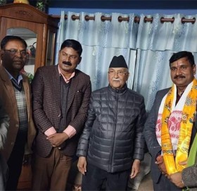 रौतहट-२ बाट निर्वाचित स्वतन्त्र सांसद साह एमाले प्रवेश