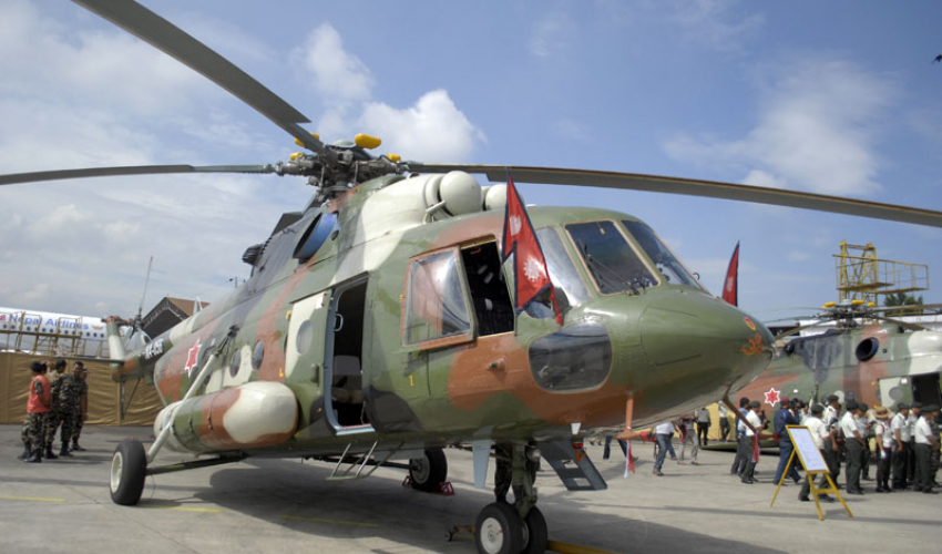 बझाङको साइपालमा हिमपातले खाद्यान्न ढुवानीमा समस्या