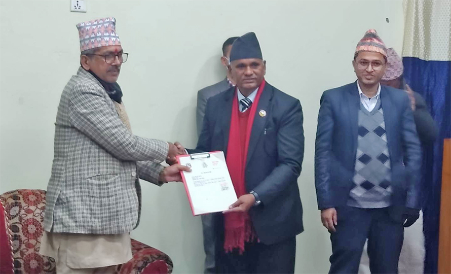 सुदूरपश्चिमको मुख्यमन्त्रीमा एमालेका रावल नियुक्त