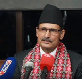 अग्नि सापकोटालाई उपाध्यक्ष बनाउने माओवादीको तयारी