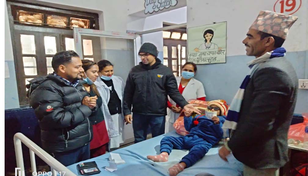 स्वास्थ्यकर्मी थापाको पहलमा नारायण जोशिको सफल शल्यक्रिया 