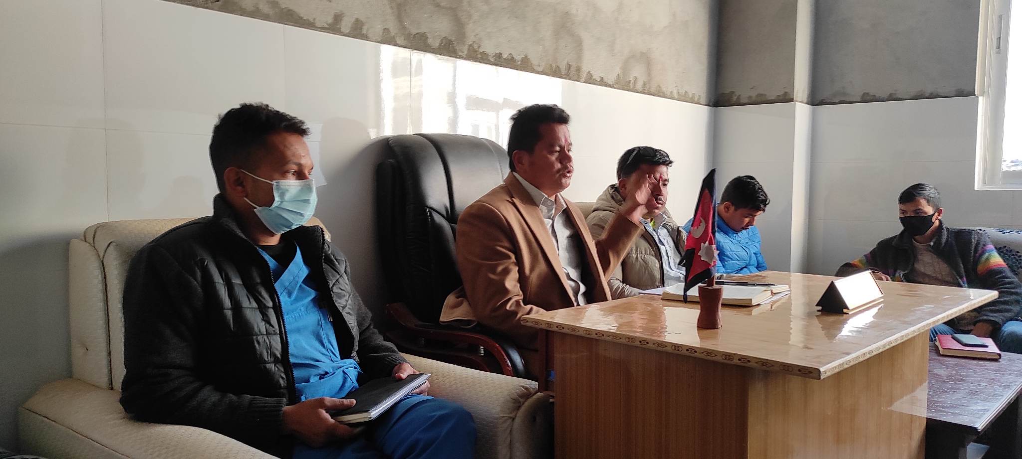 डाक्टरको सरुवा गर्न हामी मन्त्रालयमा गएका छैनौ : अध्यक्ष कार्की