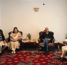 सुदूरपश्चिमका मुख्यमन्त्री काठमाण्डौँमा, काँग्रेस सभापतिसँग भेटवार्ता