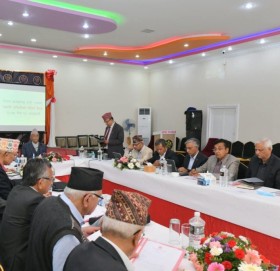 एमालेले बोलायो केन्द्रीय कमिटी बैठक