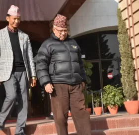 राष्ट्रपतिमा माधव नेपालको पनि दाबी