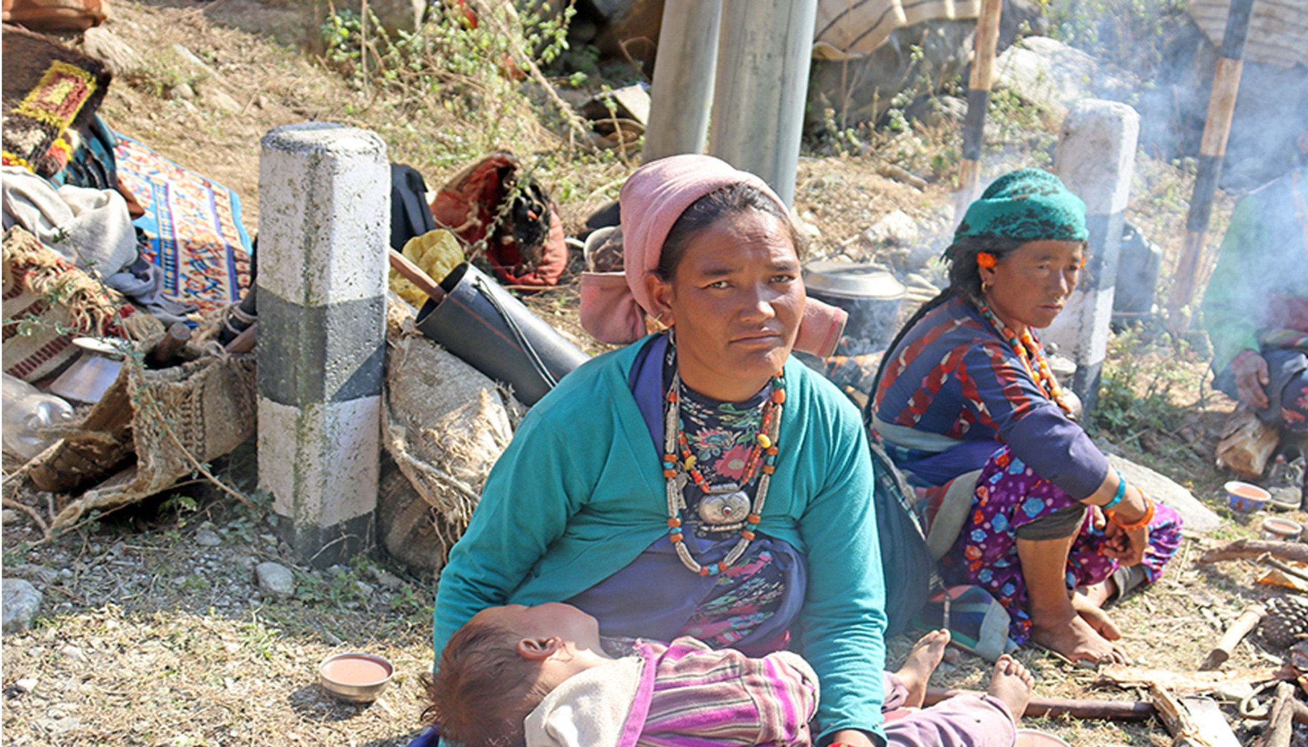 मौसमी बसाइँसराइले चर्को कुपोषण : आमा र बच्चा झन् जोखिममा