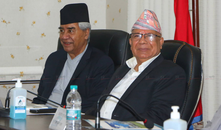 सुदूरपश्चिम सरकारबारे देउवा र नेपालबीच छलफल