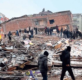 टर्की भूकम्प : मृत्यु हुनेको संख्या ३८ सय नाघ्यो