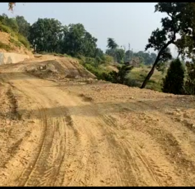 सेती लोकमार्गको बिजोक, आधाभन्दा बढी निर्माण १४ वर्षदेखि अधुरै