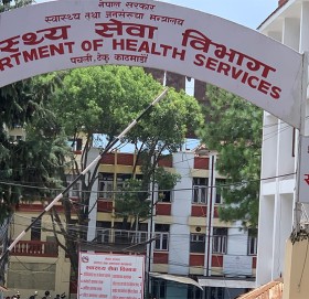 स्वास्थ्य बीमाको २२ लाख रुपैयाँ लिएर कर्मचारी फरार