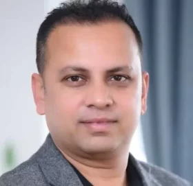 हिजो सरकार नाङ्गियो, गगन थापा नाङ्गिए : मनिष झा