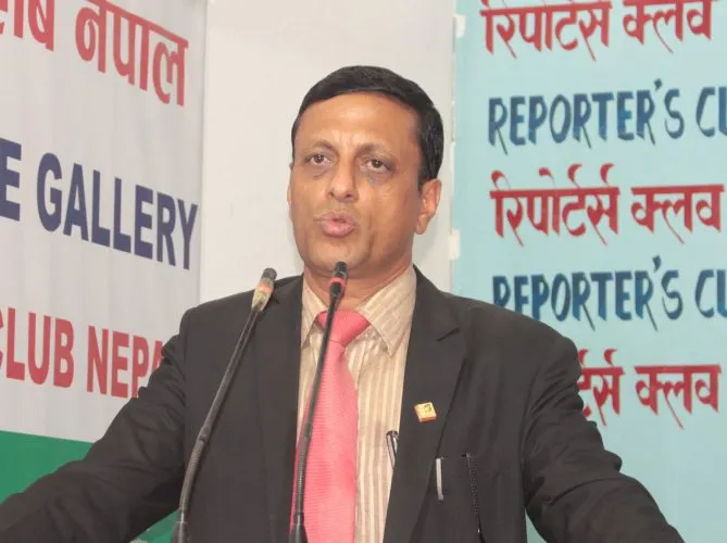 मतदाता नामावली नवीकरण नभए रवि लामिछाने उम्मेदवार बन्न पाउँदैनन्ः कानुनविद्