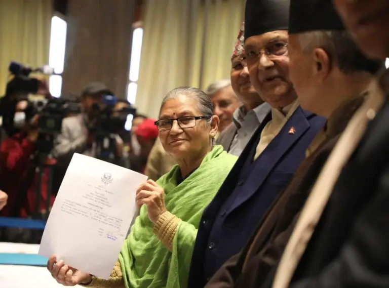 उपराष्ट्रपतिमा एमालेकी अष्टलक्ष्मी शाक्यको उम्मेदवारी दर्ता