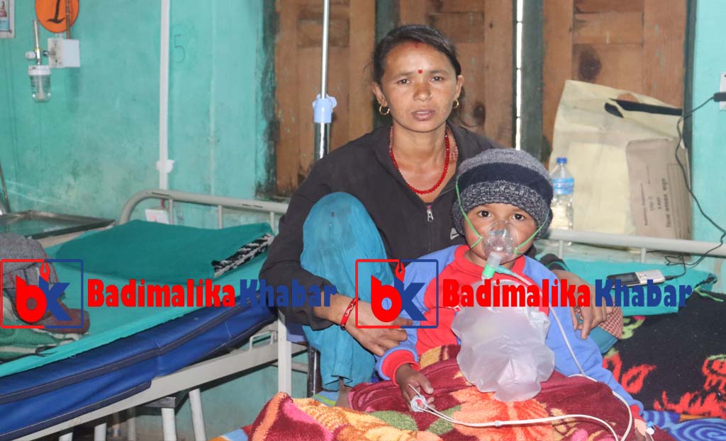 मुटुको बिरामी मार्तडीका ४ बर्षिय गौतम पैसा अभावले उपचारमा अलपत्र (भिडियाे सहित)