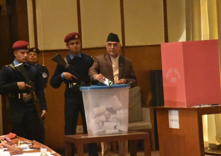 कांग्रेससँग हामी मिल्न सक्छौं, मिल्दैनौं भनेर कसम खाएका छैनौं : अध्यक्ष ओली