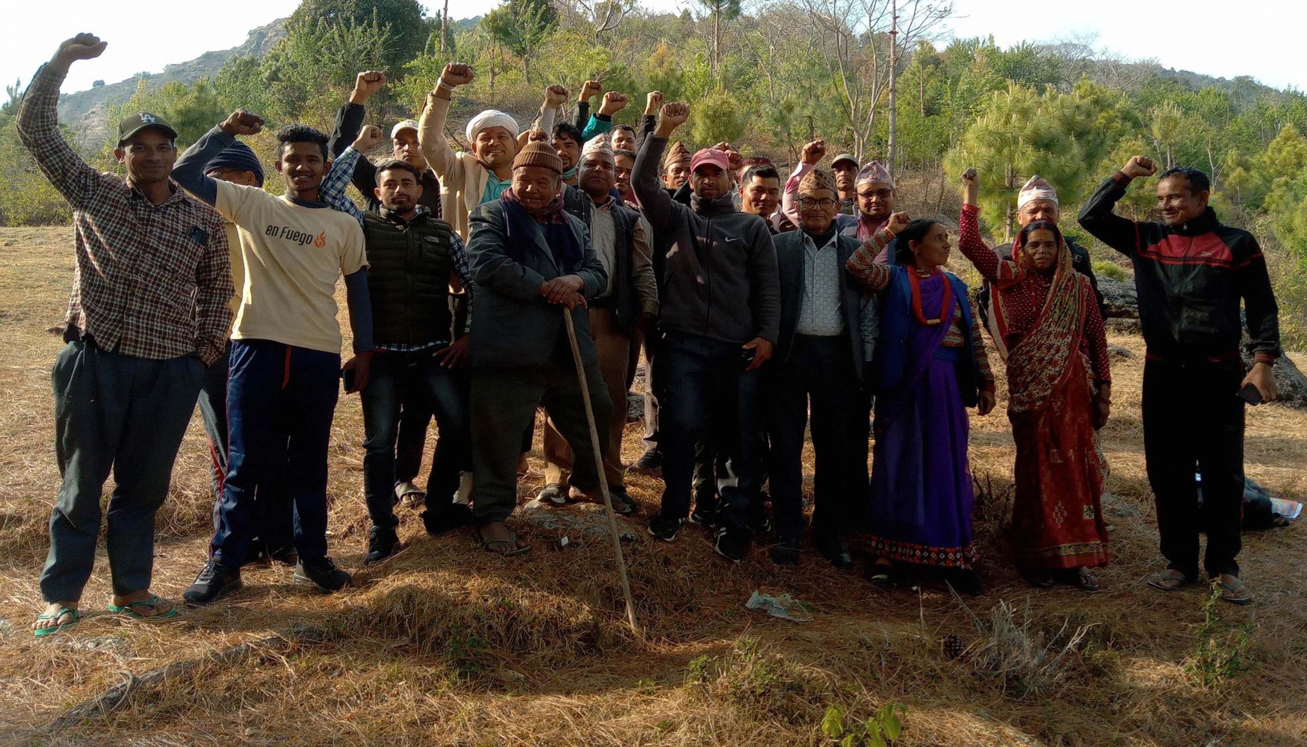 ‘मिसन ग्रासरुट’ बाजुराका गाउँगाउँमा एमालेकाे अभियान