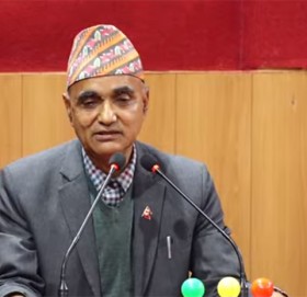 एमालेले कर्णालीका मुख्यमन्त्री शर्मालाई विश्वासको मत दिने