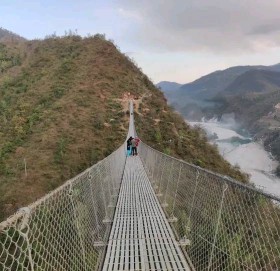 पर्यटन प्रवर्द्धनका लागि बनाइएको झुलङ्गे पुल, पर्यटकको सङ्ख्यामा वृद्धि हुदै