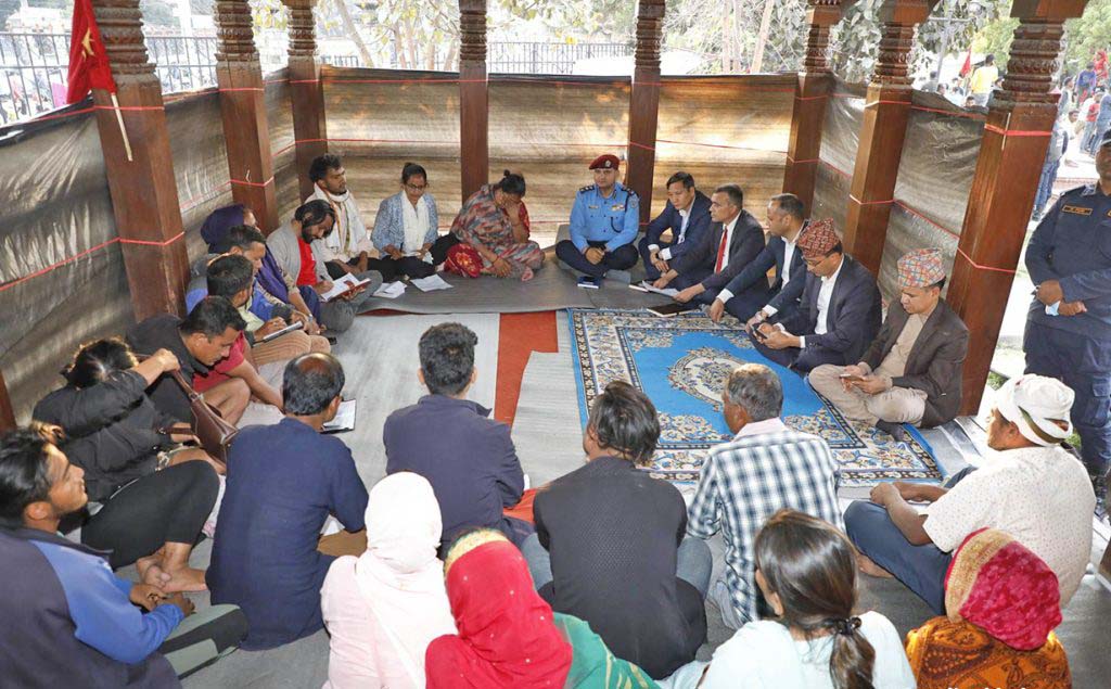 मिटर ब्याज पीडितले आज पनि सरकारी टोलीसँग वार्ता गर्ने