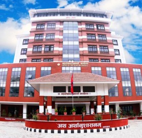 सरकारले उठायो २० दिनमा ३० करोड राजस्व