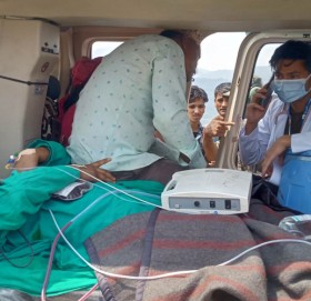 बैतडीबाट एक सुत्केरी महिलाको हवाई उद्धार