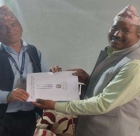 बाजुराको बुढिगंगामा शिक्षाको गुणस्तर सुधार गर्न प्रधानाध्यापकसंग करार सम्झौता