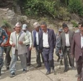 बल्दे अम्कोट बैकल्पीक सडकको स्तरोन्नतीका लागि तत्काल पहल गर्छु: सांसद पाण्डे