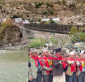 कर्णाली बेलीबृज निर्माण कार्य सम्पन्न, कर्णालीका सासंद महेन्द्र शाहीद्धारा उद्धघाटन