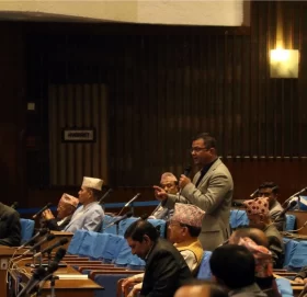 प्रतिनिधिसभा बैठक बस्दै : प्रधानमन्त्री र सांसदबीच सवाल-जवाफ हुने