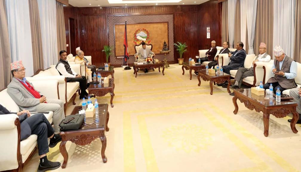 सत्ता गठबन्धनको बैठक : प्रधानमन्त्रीले विश्वासको मत लिनुनपर्ने निष्कर्ष