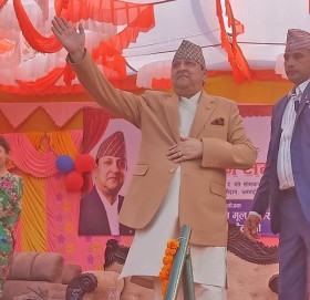 धनगढीमा पूर्वराजाको सम्बोधन : नेपालीलाई शरणार्थी बनाएर देशकै इज्जत लोप गराइयो