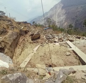 बाजुरामा पहिरो पीडितका घर निर्माणको काम अलपत्र