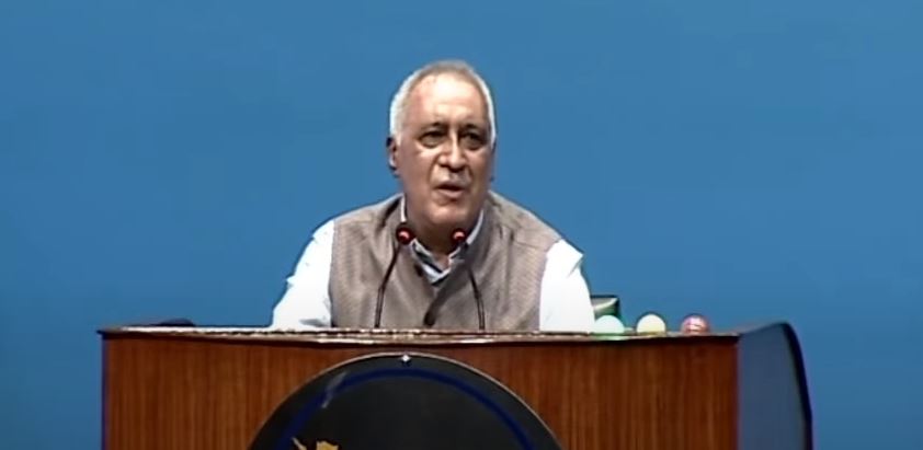 क्रिकेट खेल मैदानका लागि बजेटको व्यवस्था गर्न सांसद भण्डारीको माग