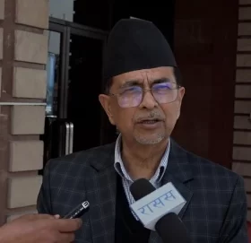 प्रचण्डले आफ्नो सचिवालय विघटन गरिदिए हुन्छ : राजेन्द्र पाण्डे