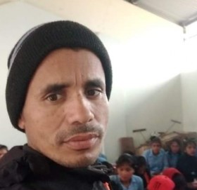डोटीका एक शिक्षक धनगढीबाट सम्पर्क विहीन
