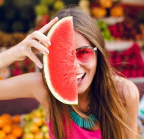 गर्मीमा शरीरलाई फाइदा गर्ने यी १० फलफूल