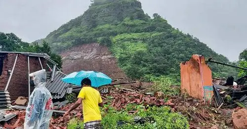 भारतको महाराष्ट्रमा पहिरो जाँदा २७ जनाको मृत्यु, करिब ६० जना बेपत्ता