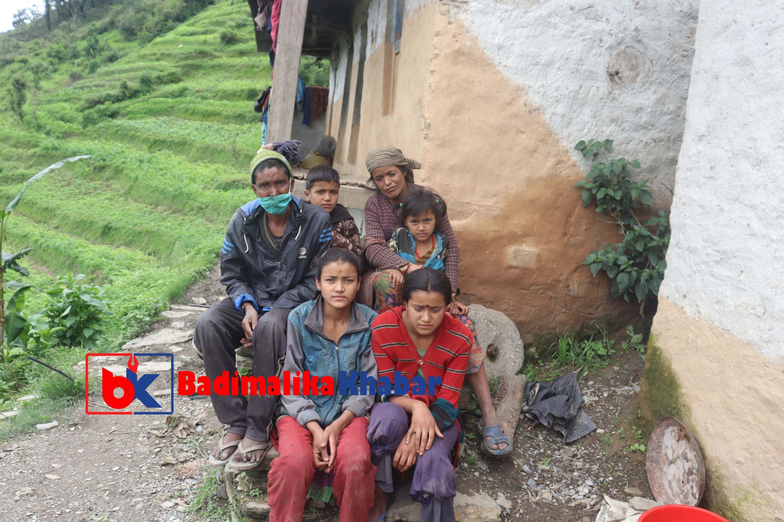 घरमुलीनै बिरामी भएपछि ७ जनाको परिवार बिचल्ली