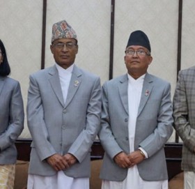 निर्वाचन आयोगको निर्णय : प्रत्यक्षतर्फ ३३ प्रतिशत महिला उम्मेदवार अनिवार्य