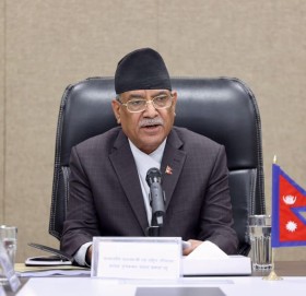 भूकम्प प्रभावित क्षेत्रमा प्रधानमन्त्री प्रचण्ड जाँदै