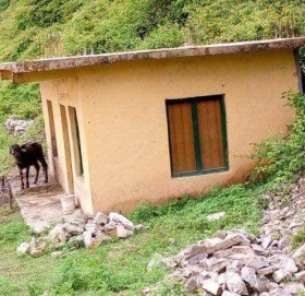 सुदूरपश्चिम सरकारले बनाएका बाजुराका ३४ वटा भवन स्वास्थ्य संस्थाका अलपत्र 