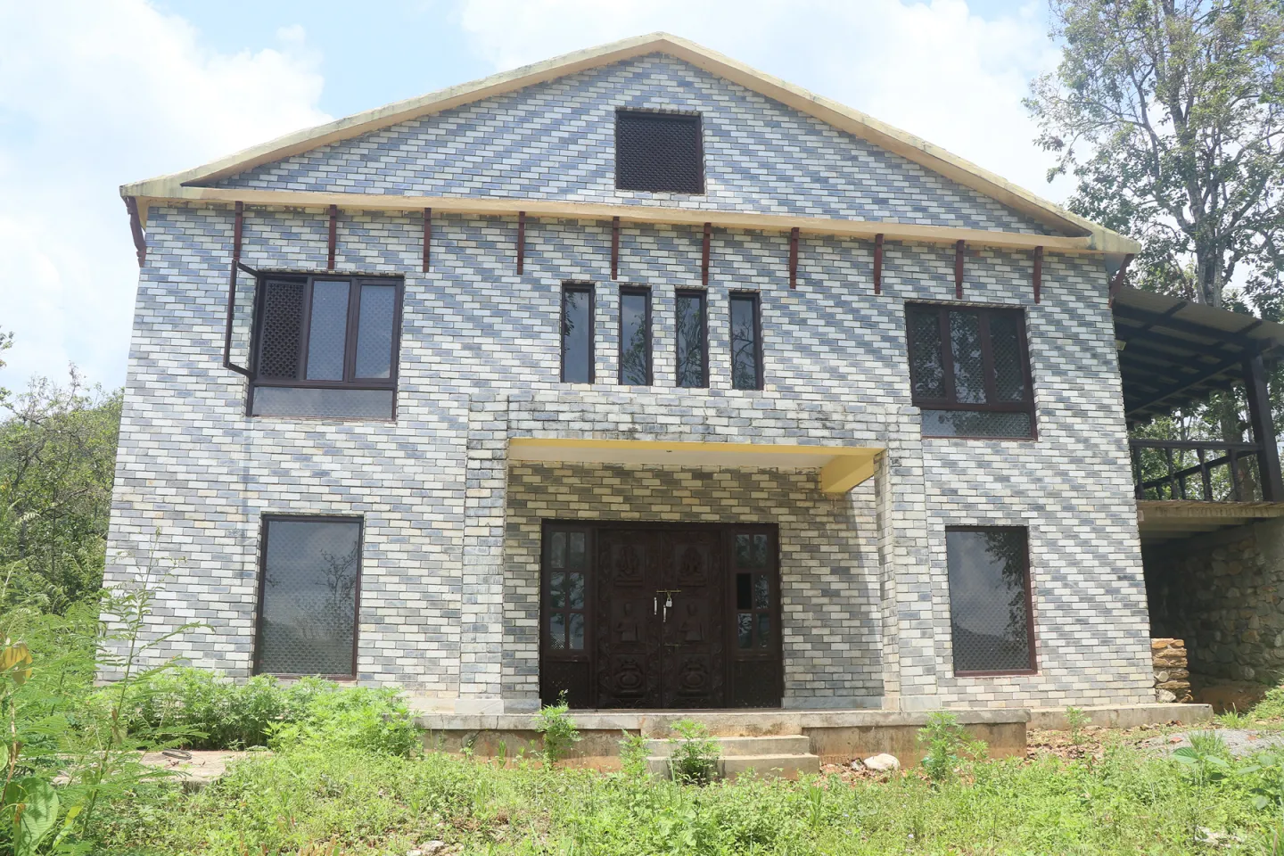 आदिकवि भानुभक्त आचार्यको जन्मस्थलमा निर्माण गरिएको रामायण भवन प्रयोगविहीन