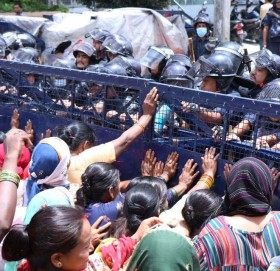 बानेश्वरबाट १७ जना लघुवित्त पीडित पक्राउ