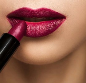सबैभन्दा राम्रो लिपिस्टिक कुन हो ?
