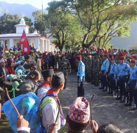 बाजुराबाट सरकारी पूजा सामाग्रीसहितको टोली बडिमालिका प्रस्थान