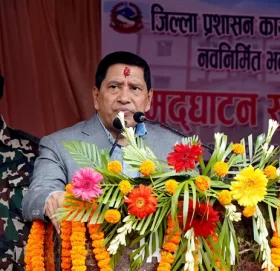 जनतालाई दुःख दिने र ढिलासुस्ती सह्य हुँदैन : उपप्रधानमन्त्री श्रेष्ठ