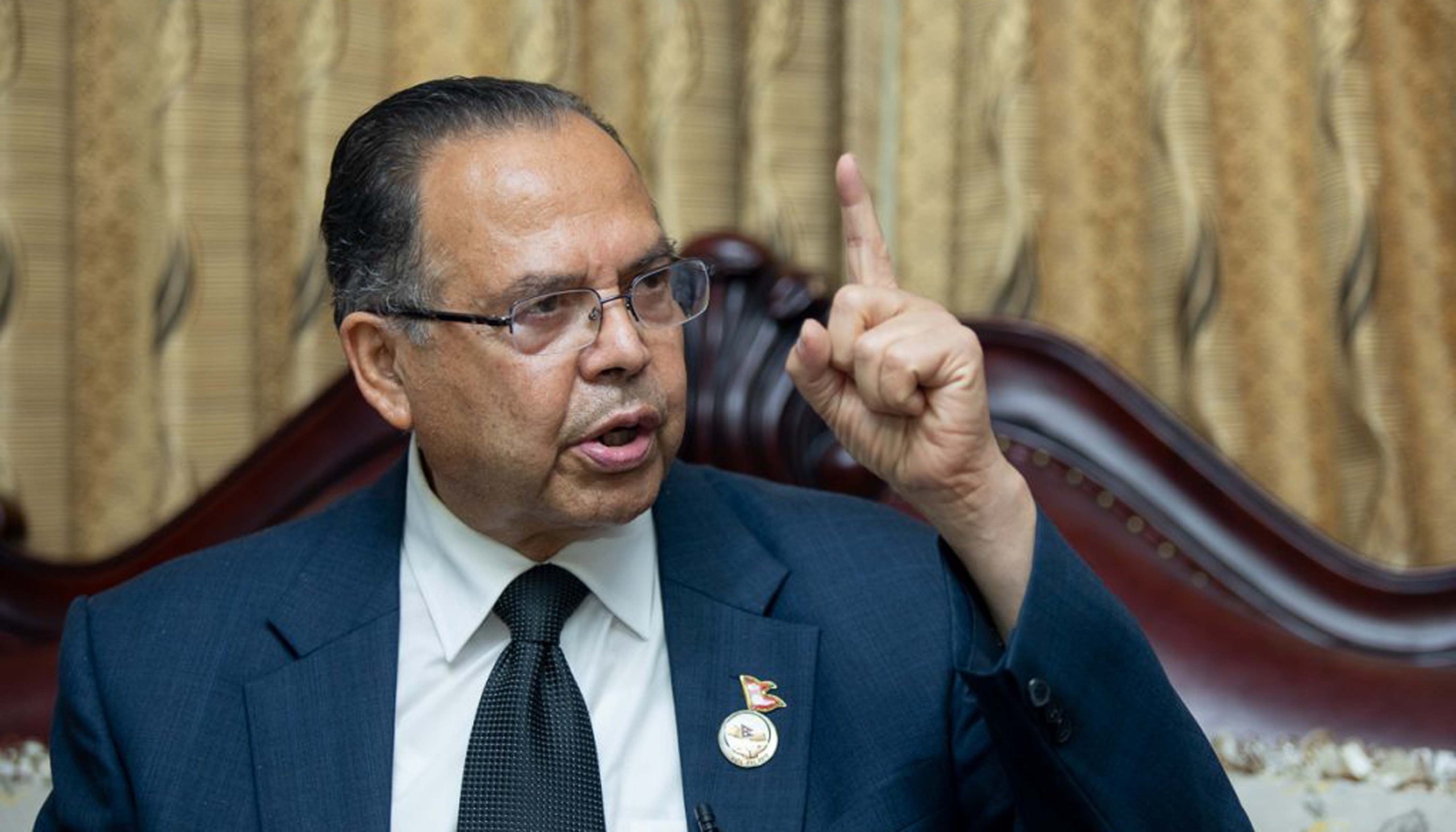 पार्टी एकताको विपक्षमा उभिए झलनाथ