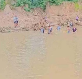 कैलालीको  लिक्मा नदीमा डुबेर दुई बालिका बेपत्ता