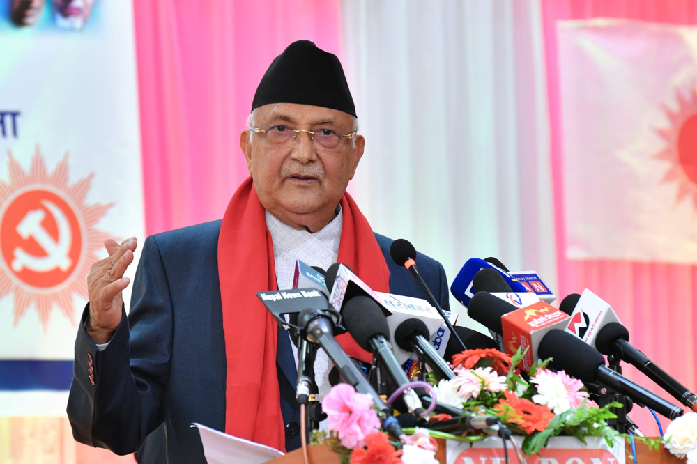 नुवाकोटमा गोरु जुधाएझैं कोशीमा दाहाल र नेपालले जनता भिडाए : अध्यक्ष ओली