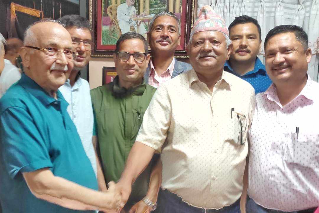 एकीकृत समाजवादीका नेता उप्रेती एमालेमा फर्किए